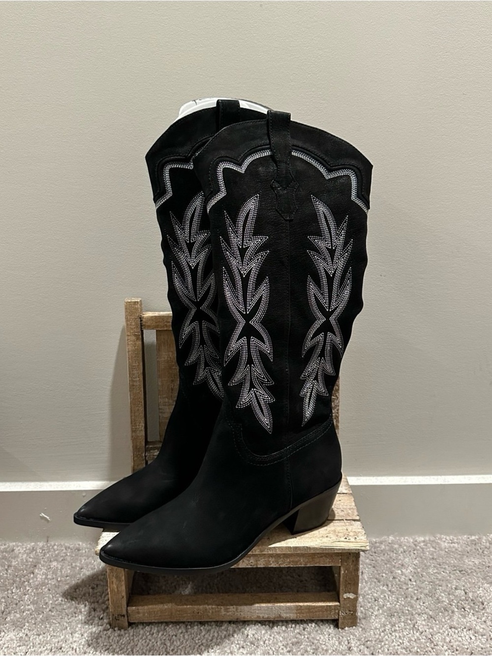 Dolce Vita Shiren Black Nubuck Tall Cowgirl Western Boots Booties Women's Sz 8.5